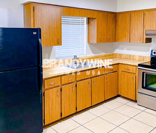 Photo - 403 Crabtree Ave