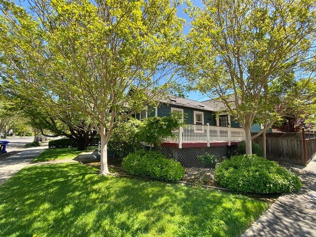 Photo - Charming Two Bedroom Napa Home for Rent – ...