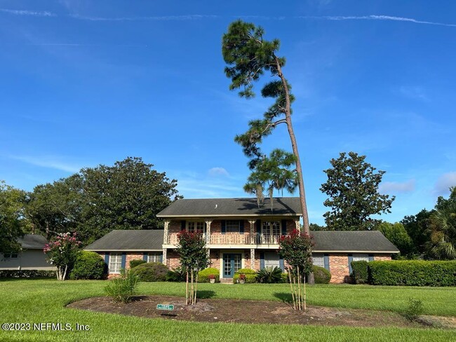 Photo - 7540 Hollyridge Rd House
