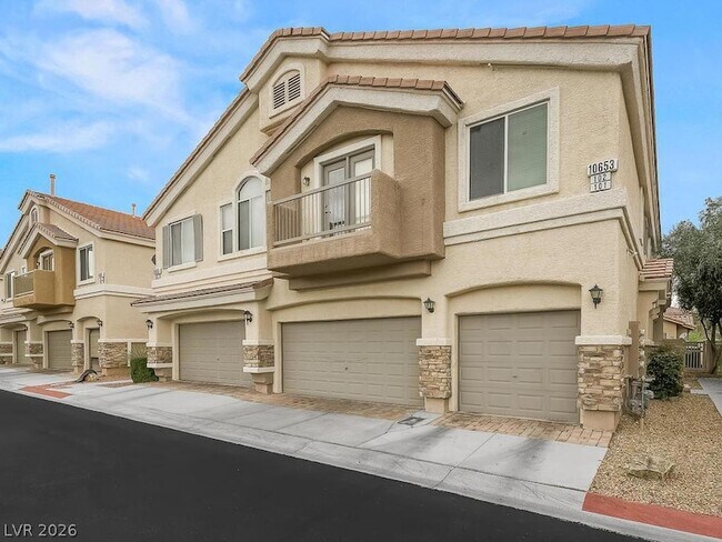 Photo - 10653 Petricola St