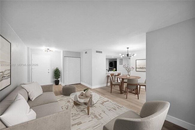 Photo - 1600 SE 15th St Unit 313