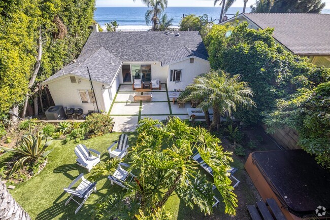 Building Photo - Single Family Home with Coastal Luxury wit...
