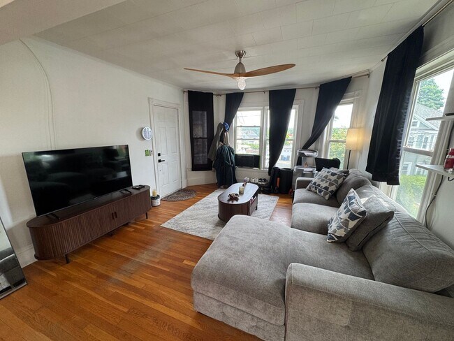 Photo - 18 Blaisdell St Unit 2