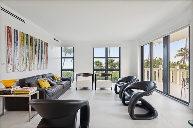 Building Photo - 1111 Crandon Blvd Unit B101