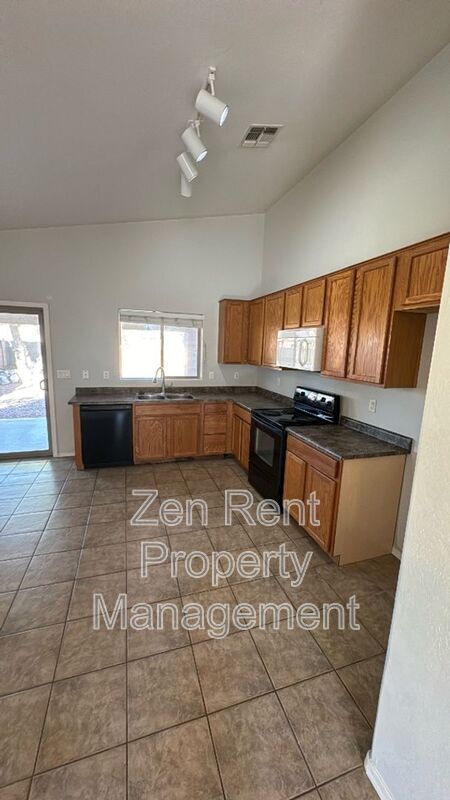 Photo - 33024 N Madison Way Dr