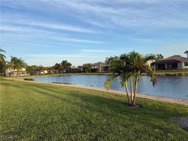 Building Photo - 11081 Lakeland Cir