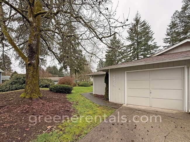 Photo - 2BD/1BA West Olympia Duplex
