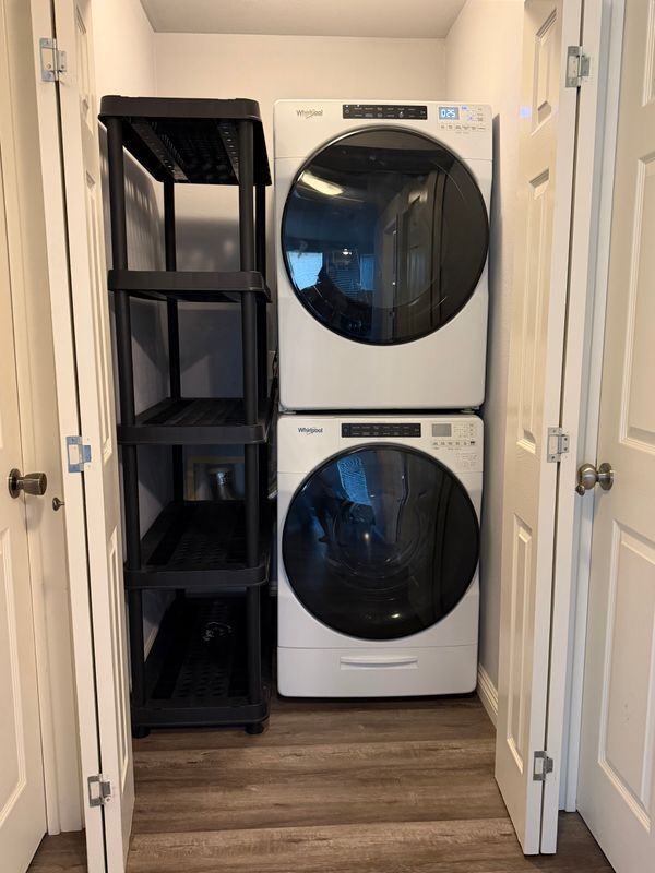 2026 Lohengrin St Unit 2 bed ,2 bath spacious ADU in quiet area