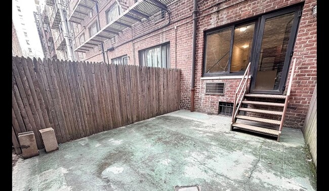 Photo - 1661 York Ave Unidad 1L