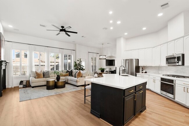 Building Photo - 3011 Manchester Cove