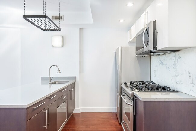 Kitchen - Duplex - 75-77 S 3rd St