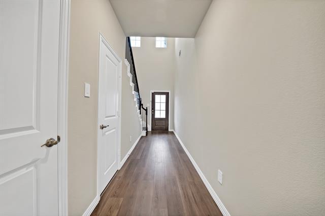 Photo - 505 Cottage Wood Dr