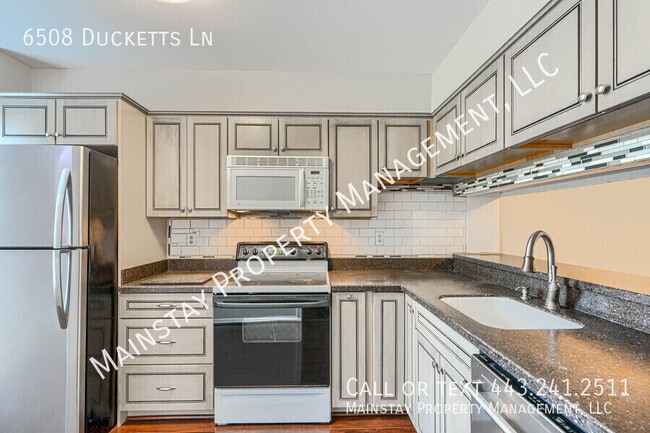 Photo - 6508 Ducketts Ln