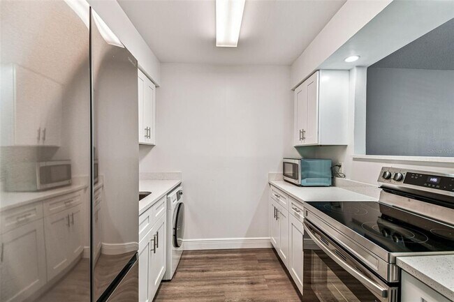 Photo - 9001 Tudor Dr Unit H107