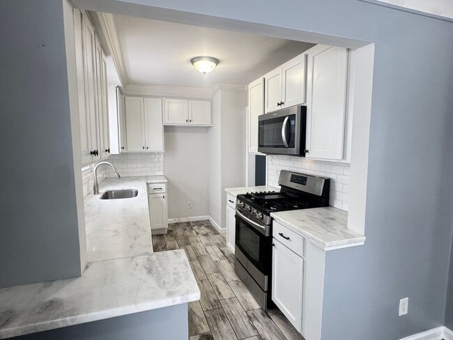 Photo - Updated Berkley Bungalow!