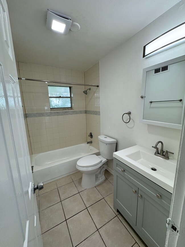 Photo - 4757 Myrtle Dr