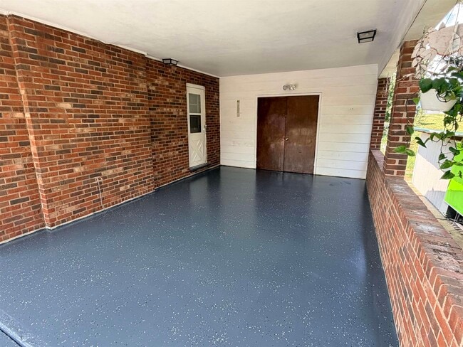 Photo - 5950 Rawley Pike