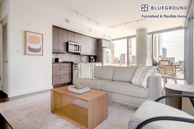 Photo - 730 W Couch Pl Unidad FL8-ID779