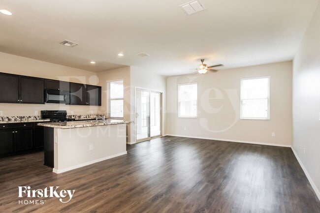 Photo - 2635 W Tamarisk Ave