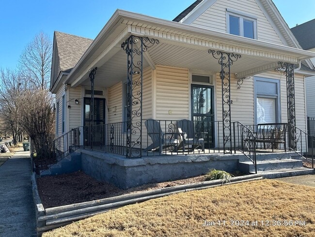 Photo - 32 N Cooper St