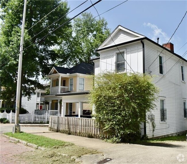 Building Photo - 531 Connally St SE Rental