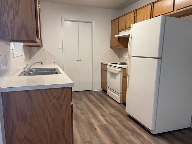 Photo - 2601 Lucille Dr