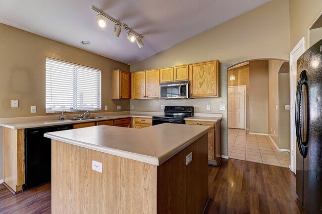 Photo - 12060 W Dahlia Dr
