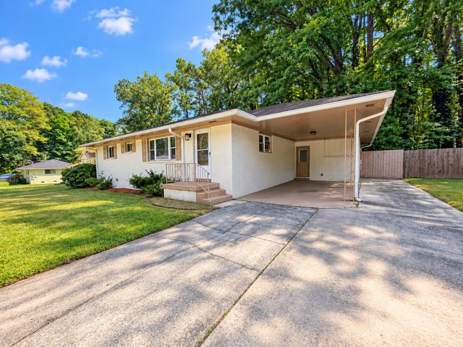 2579 Bonnybrook Dr SW