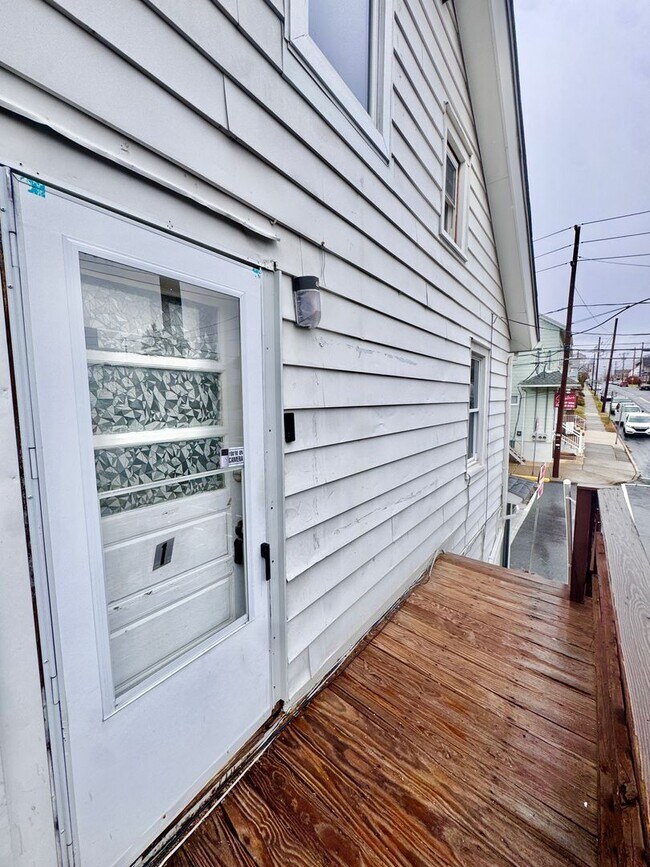 Photo - 1102 Second Street Unit 1