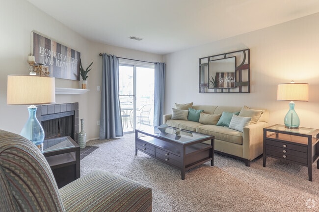 2BR,2BA,-934SF Bristle Bay