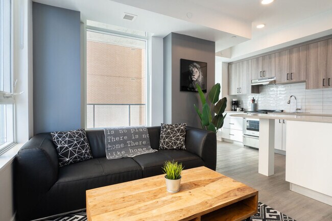 Photo - 90 Champagne Ave S Unit ID1223058P