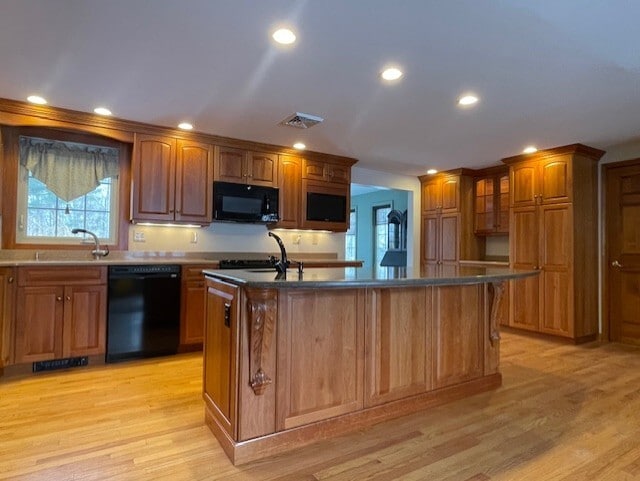 Photo - 11 Timber Hill Rd