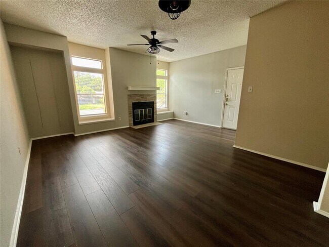 5309 Indio Dr