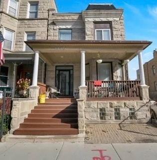 Building Photo - 1446 W Irving Park Rd