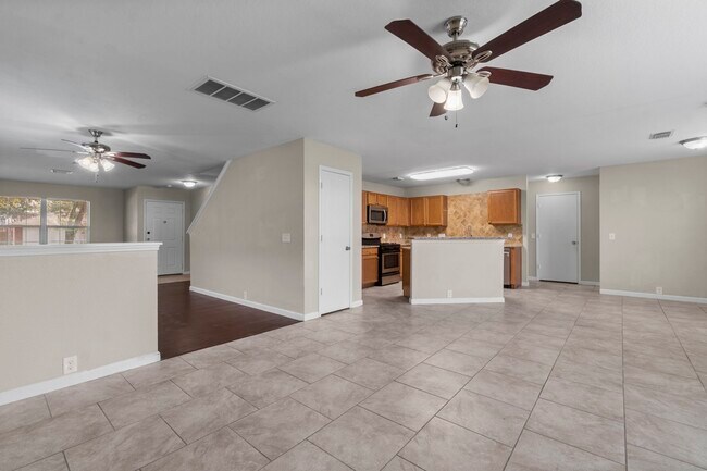 Photo - 511 Cypresswood Knoll