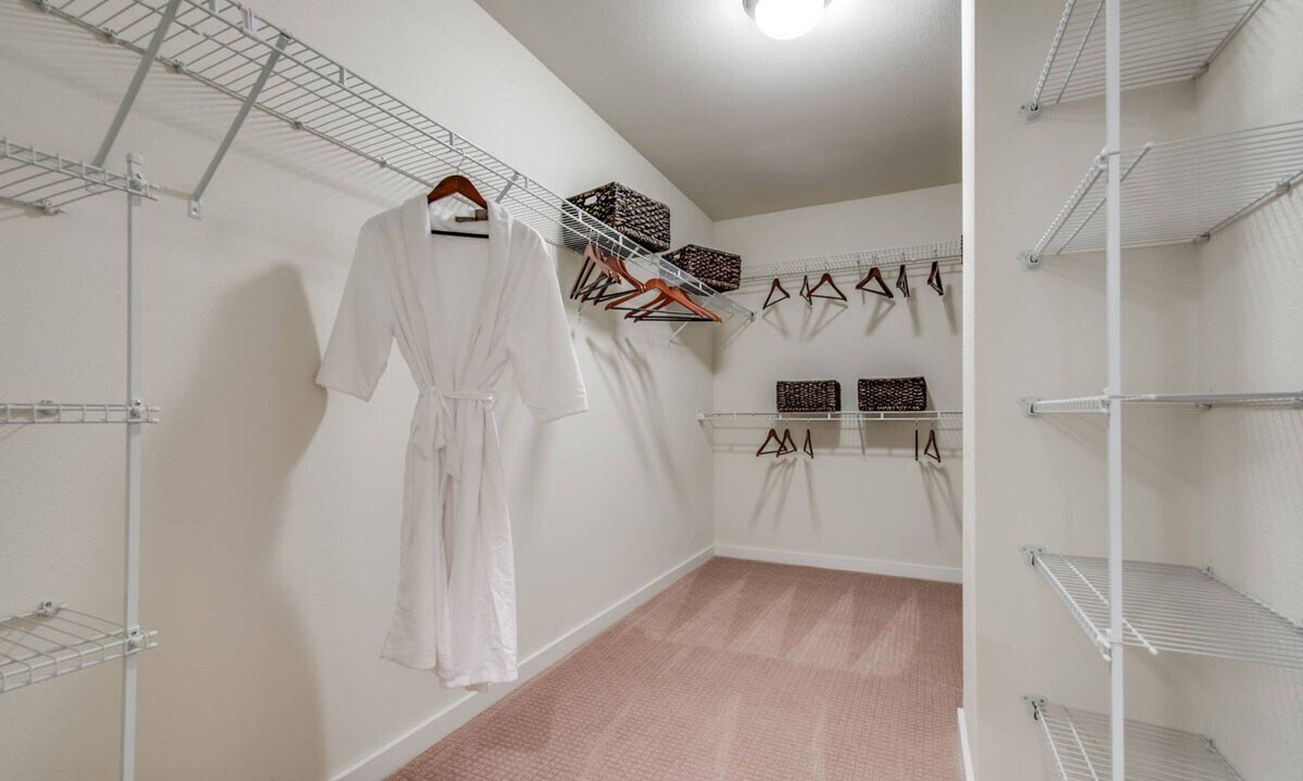 Photo - 500 Crawford St