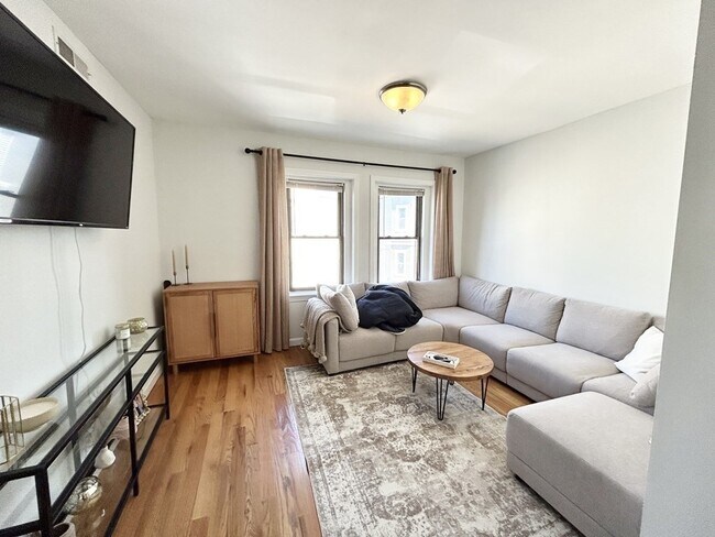 Photo - 914 Dorchester Ave Unidad 2