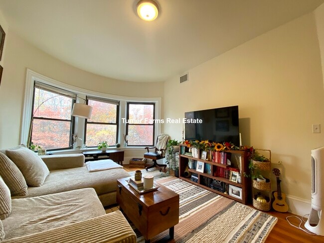 Photo - 1463 Beacon St Unit 31