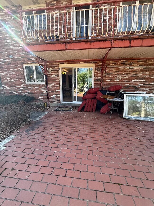 Photo - 46 Agrillo Cir