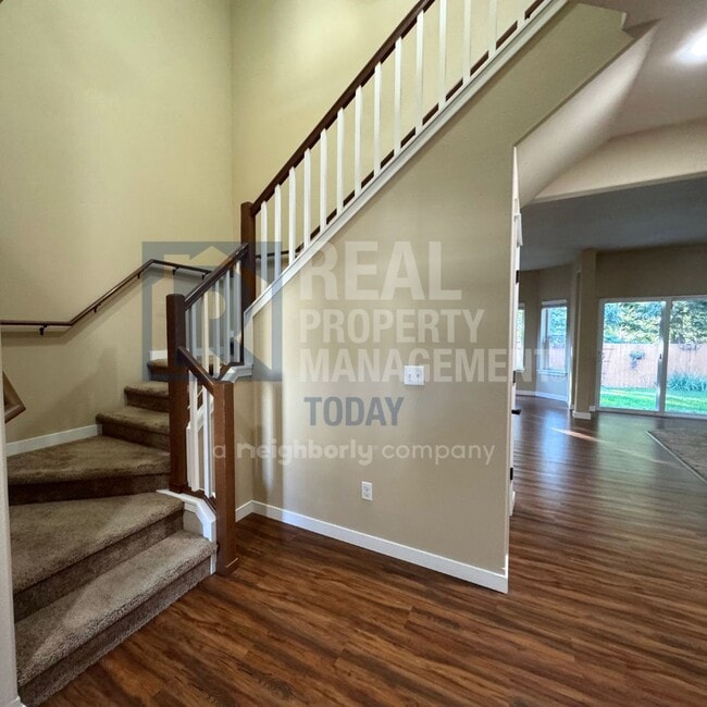 Photo - Stunning 5 Bedroom In Graham!
