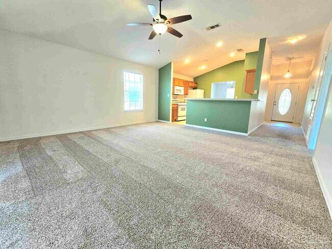 Photo - 2497 Redoubt Ave