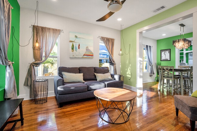 Photo - 1318 11th St