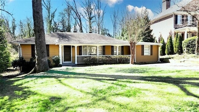 Photo - 3022 Templewood Dr NE