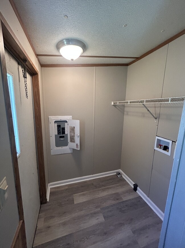 Photo - 302 Wilson Dr