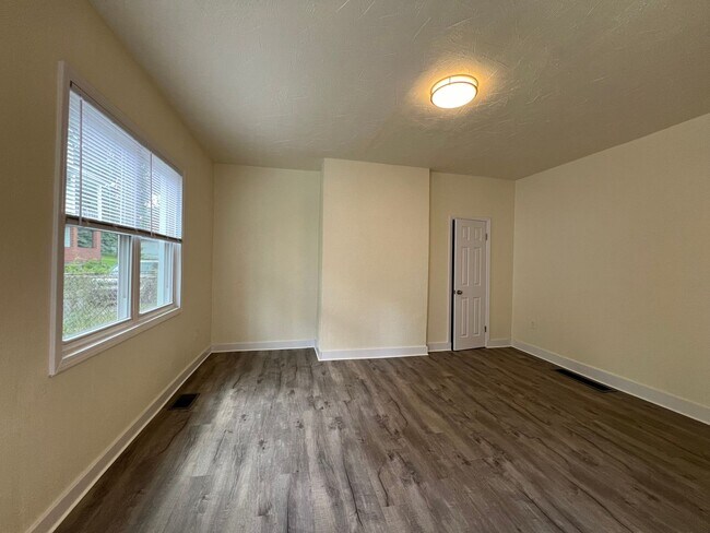 Photo - Updated 1BR 1 Bath house with office now available!