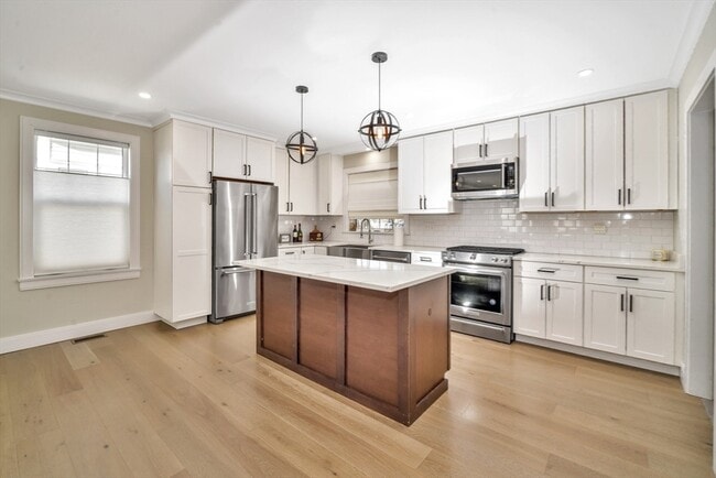 Building Photo - 54 Williams Ave Unit #A