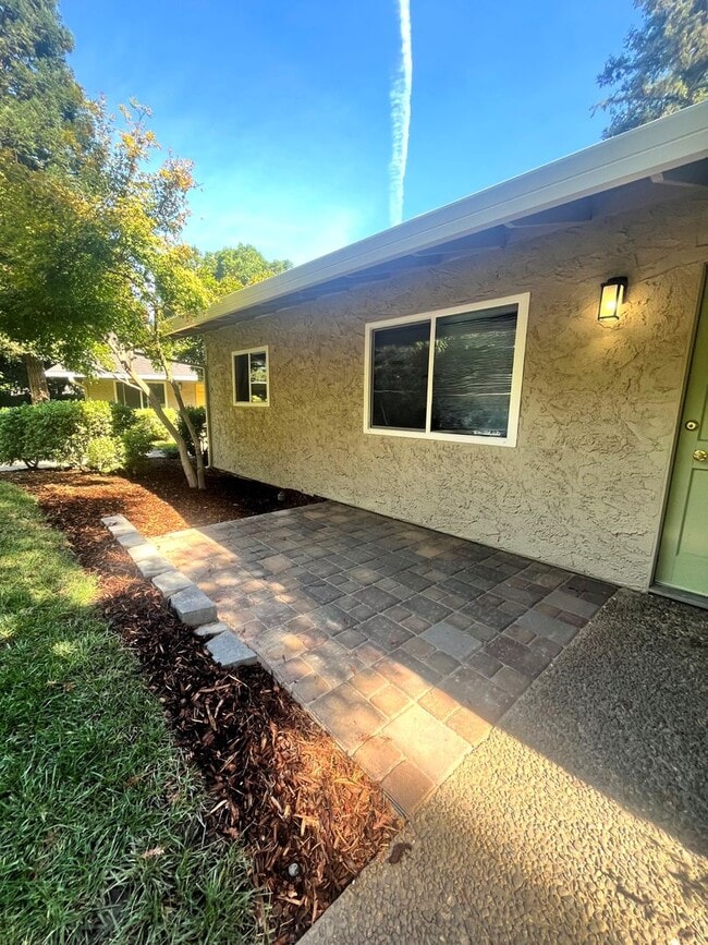 Photo - Rosewood Apartments