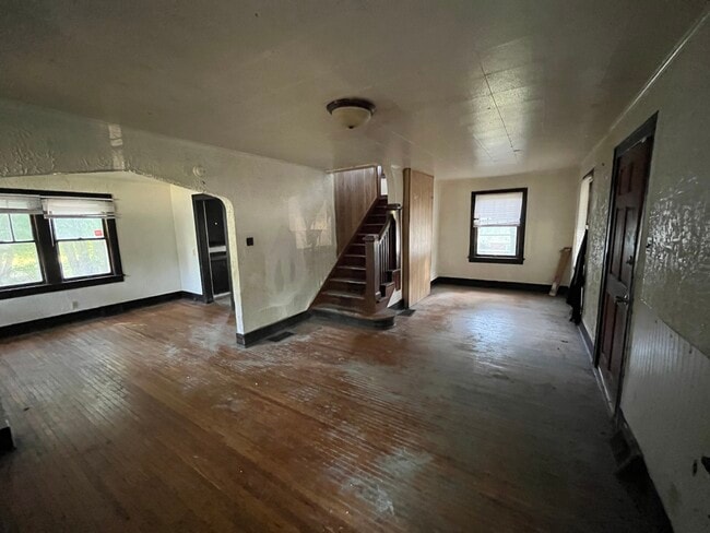 Photo - 920 S Maffit St