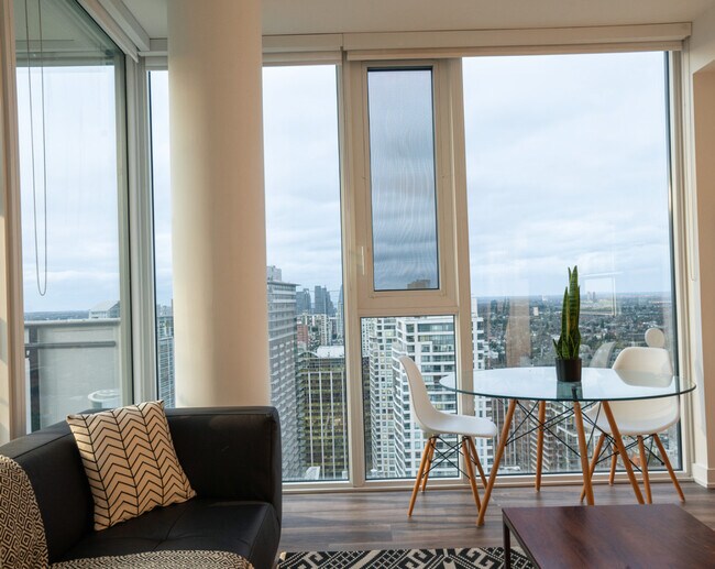 Photo - 35 Greenfield Ave Unit SI ID1293841P