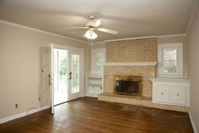 Building Photo - 1806 Walker Ave Unit A